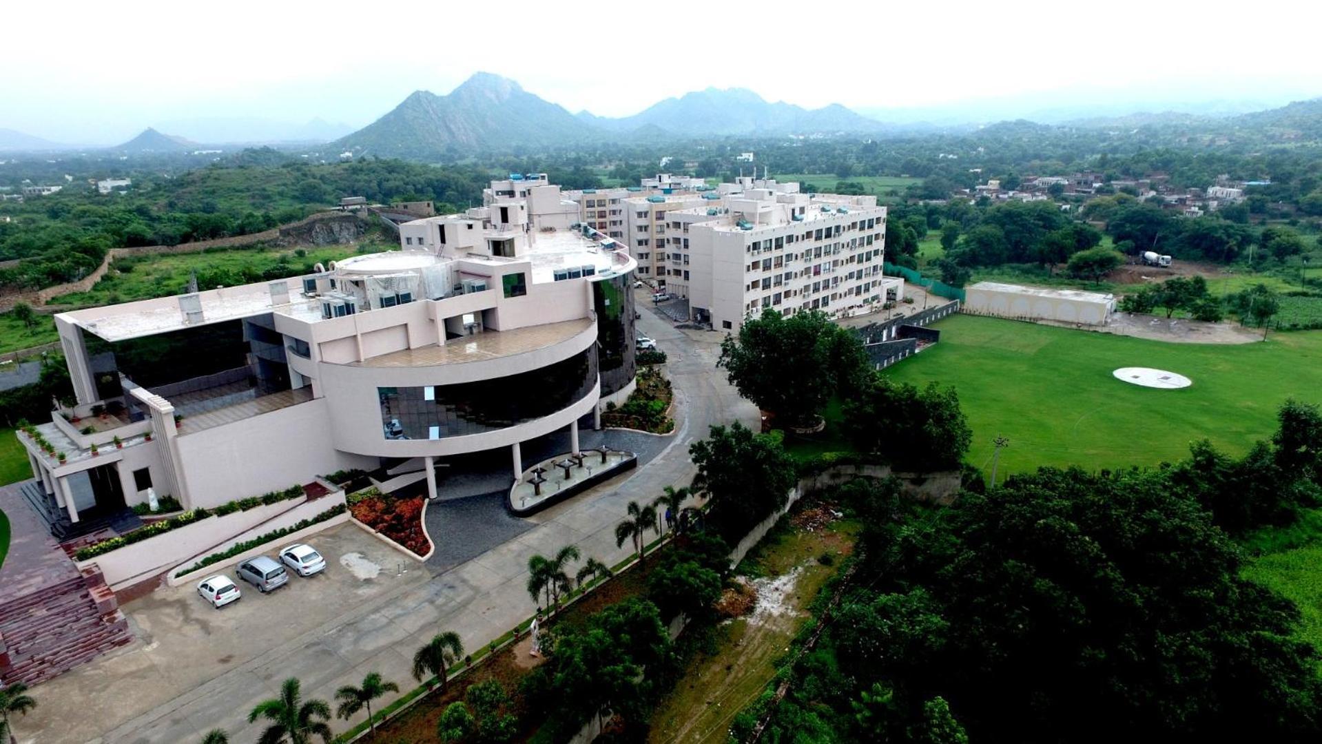 Spectrum Resort, Spa & Residences Udaipur Exterior photo