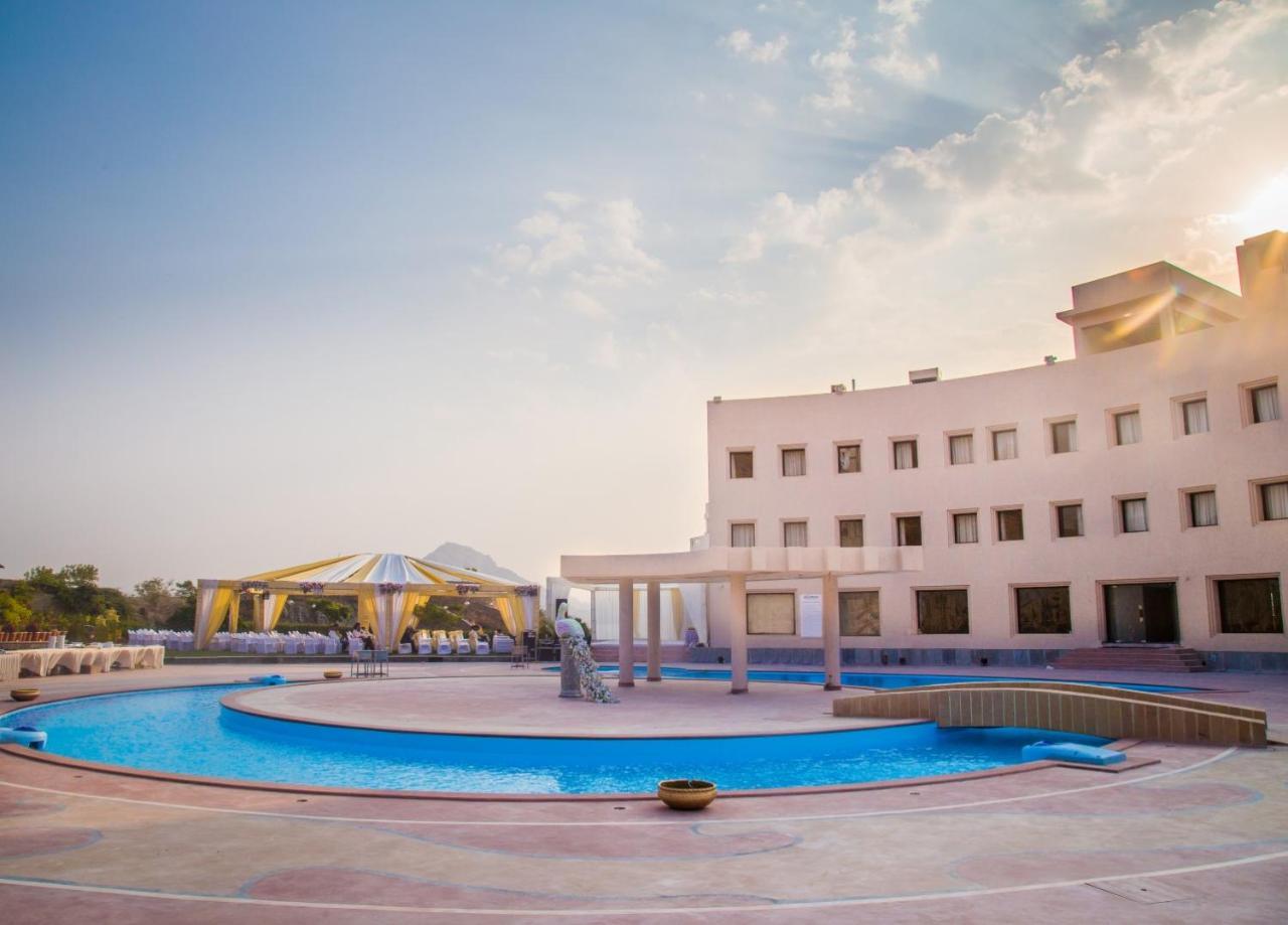 Spectrum Resort, Spa & Residences Udaipur Exterior photo